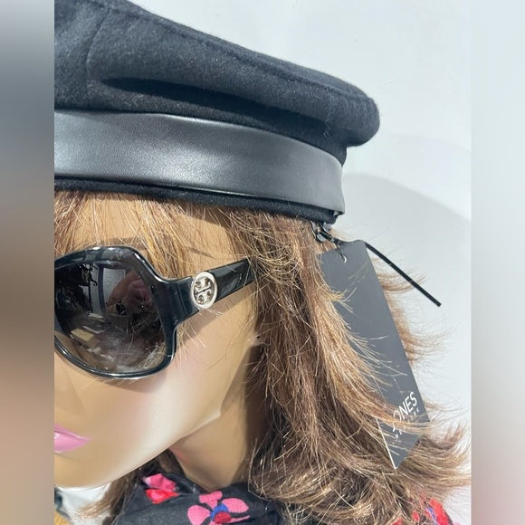 Jones NewYork Leather Cap - Picture 3 of 5